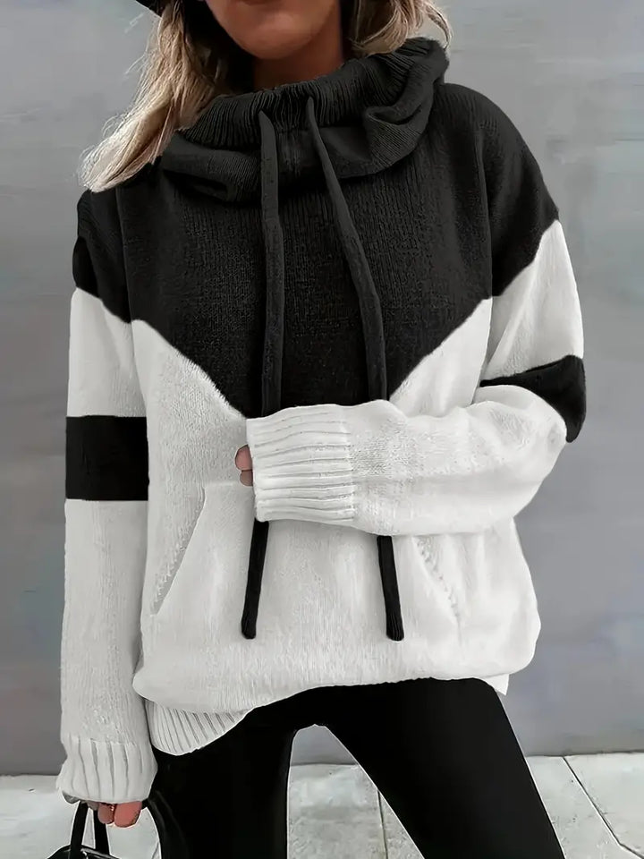 RÍONA™ - Dual-Tone Cosy Hoodie