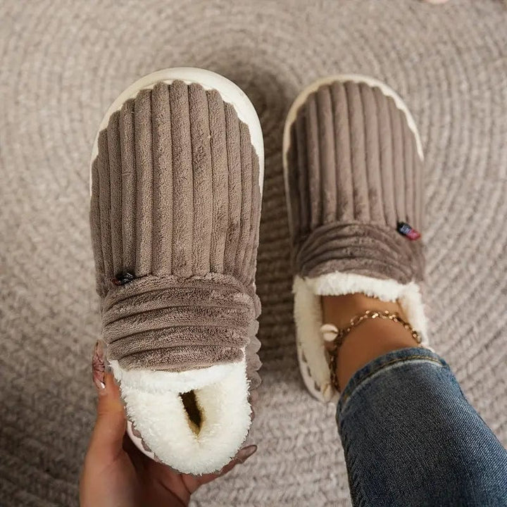 LYSSA™ - Plush Comfort Slippers